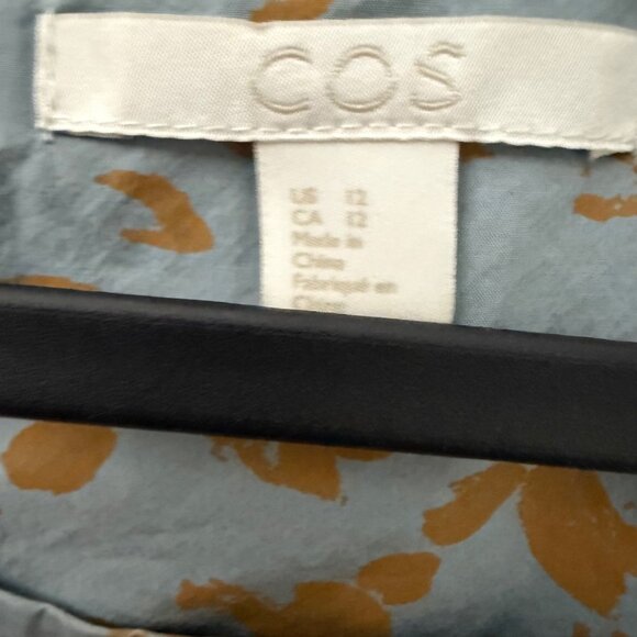 COS Blue Tan Leopard Print Tulip Back Short Sleeve Tunic Blouse Womens Size 12 - Picture 2 of 7